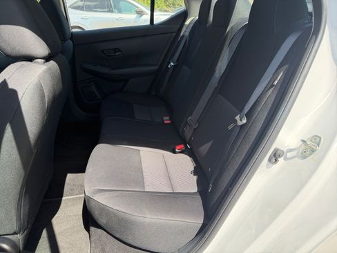 Used 2025 Nissan Sentra SV image 23