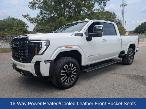 Used 2025 GMC Sierra 2500 Denali Ultimate AWD/4WD image 9