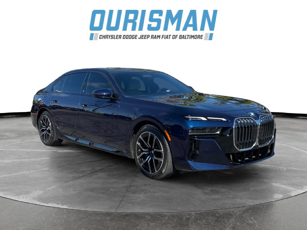 Used 2023 BMW 760i xDrive AWD/4WD image 1