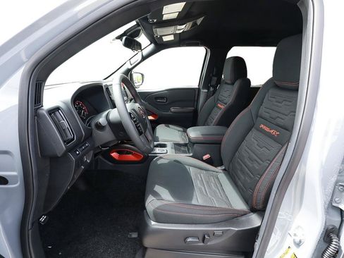 New 2026 Nissan Frontier PRO-4X w/ Pro-4x Convenience Package AWD/4WD image 10