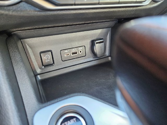 Used 2024 Nissan Sentra SV FWD image 30