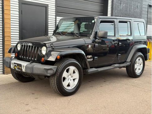 Used 2011 Jeep Wrangler Unlimited Sahara w/ Dual Top Group image 5
