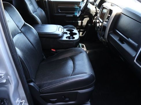 Used 2017 RAM 2500 Laramie AWD/4WD image 28