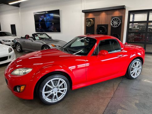 Used 2011 MAZDA MX-5 Miata Grand Touring w/ Premium Pkg RWD image 11