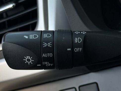 Used 2016 Toyota Highlander XLE FWD image 21