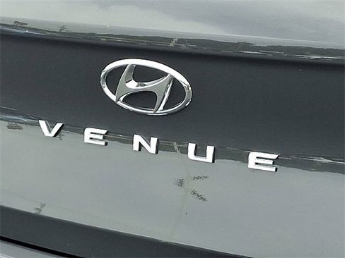 New 2026 Hyundai Venue SEL image 6