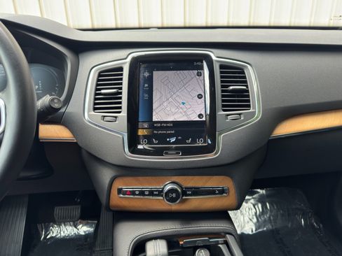 Used 2021 Volvo XC90 T8 Inscription Expression w/ Protection Package Premier AWD/4WD image 23