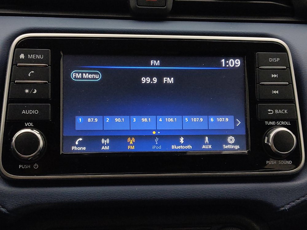 Used 2023 Nissan Versa SV w/ Trunk Package FWD image 25
