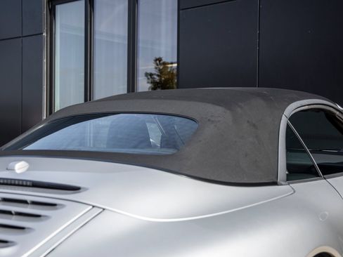 Used 2010 Porsche 911 Carrera S RWD image 14