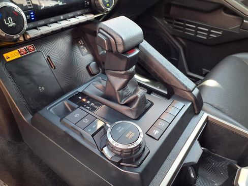 Used 2024 Toyota Tacoma TRD Sport w/ TRD Sport Premium Package image 15