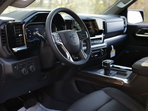 New 2026 Chevrolet Silverado 1500 RST image 9