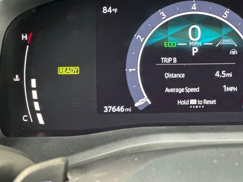 Certified 2025 Toyota Camry SE w/ Convenience Package FWD image 23
