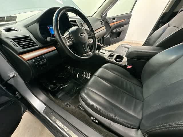 Used 2013 Subaru Outback 2.5i Limited AWD/4WD image 14