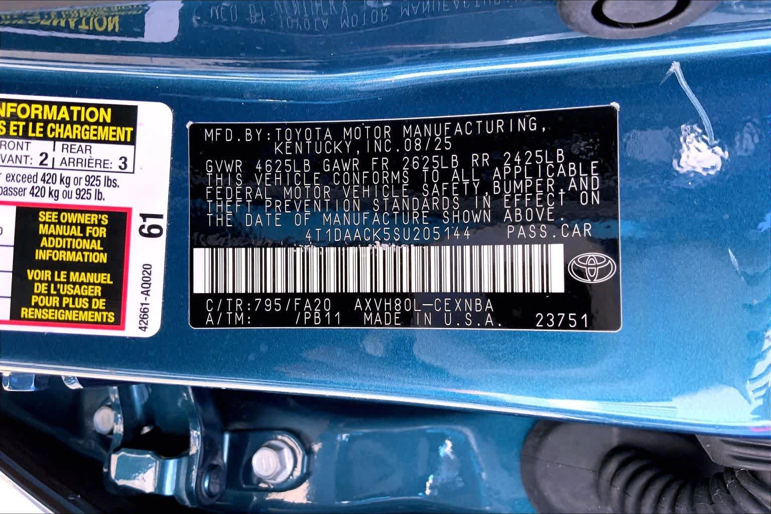Used 2025 Toyota Camry LE FWD image 33