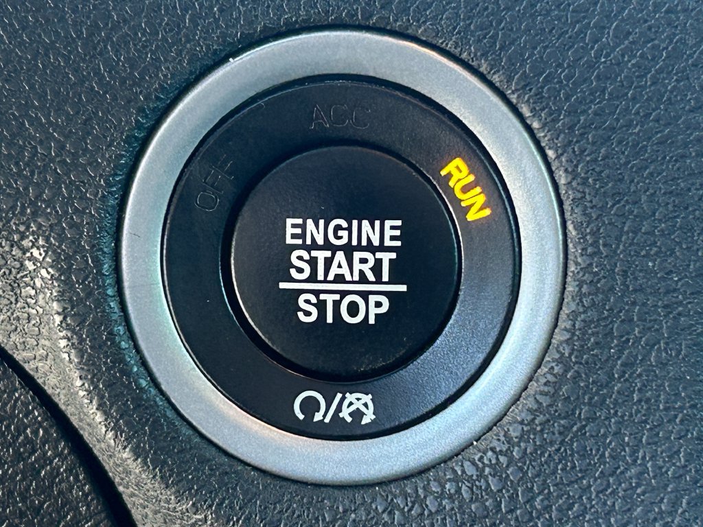 Used 2020 Dodge Charger SXT AWD/4WD image 14