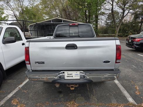 Used 2003 Ford F150 XL image 4
