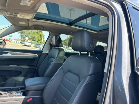 Used 2019 Volkswagen Atlas SEL Premium AWD/4WD image 13