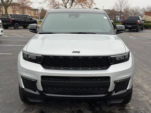 New 2025 Jeep Grand Cherokee L Limited image 11