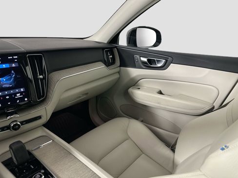 Certified 2023 Volvo XC60 B5 Plus w/ Climate Package image 25
