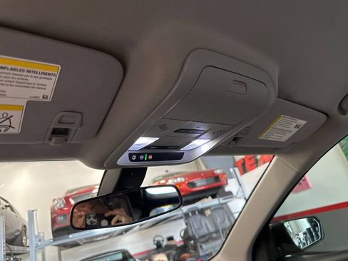 Used 2019 Chevrolet Equinox LT AWD/4WD image 83