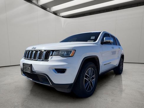 Used 2021 Jeep Grand Cherokee Limited image 1