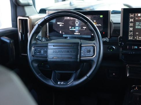 Used 2025 GMC Hummer EV 2X AWD/4WD image 28