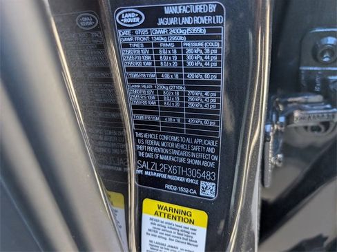 New 2026 Land Rover Range Rover Evoque Dynamic SE image 12