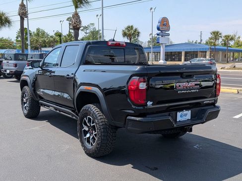 Used 2024 GMC Canyon AT4X AWD/4WD image 8