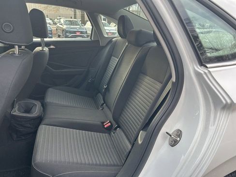 Used 2023 Volkswagen Jetta S image 11