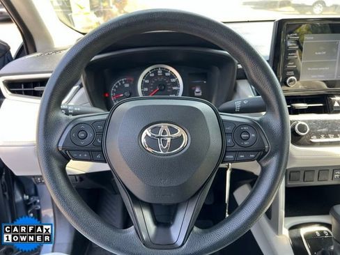 Used 2022 Toyota Corolla Cross L AWD/4WD image 23
