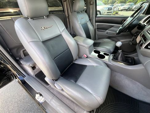 Used 2006 Toyota Tacoma X-Runner image 31