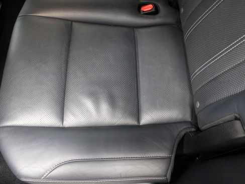 Used 2019 Lexus RX 450h AWD image 22