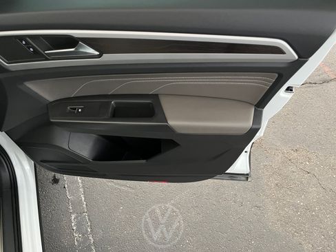 Used 2023 Volkswagen Atlas SE w/ Black Wheel Package AWD/4WD image 26