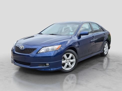 Used 2008 Toyota Camry FWD image 1