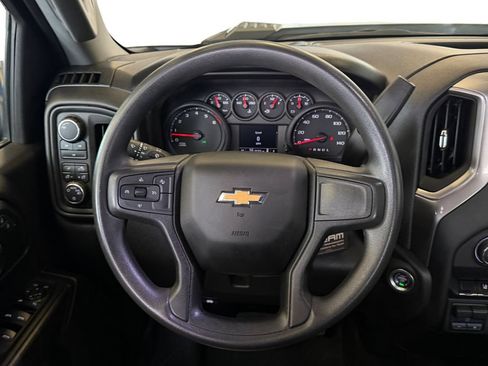 Used 2025 Chevrolet Silverado 2500 Custom w/ Custom Value Package AWD/4WD image 17