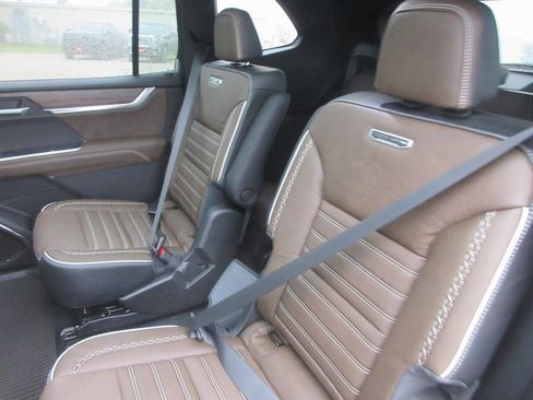 New 2026 GMC Acadia Denali Ultimate image 14