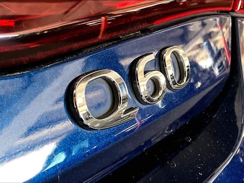 Used 2017 INFINITI Q60 w/ Premium Plus Package 3.0T image 9