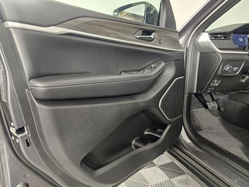 New 2026 Jeep Grand Cherokee L Limited w/ Limited Altitude Package image 20