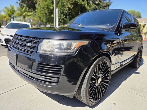 Used 2017 Land Rover Range Rover HSE AWD/4WD image 10