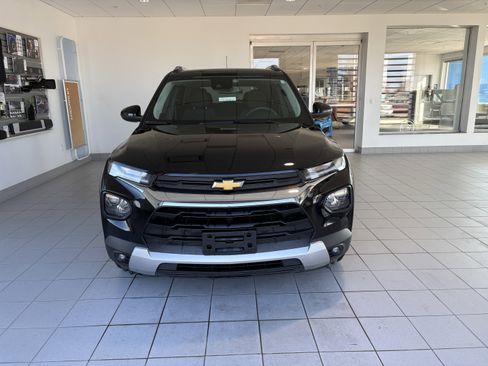 Used 2022 Chevrolet TrailBlazer LT w/ Convenience Package image 8