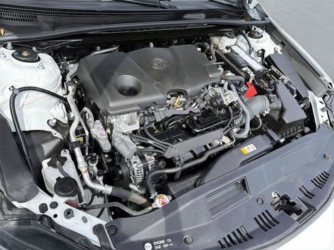 Used 2024 Toyota Camry SE w/ Blackout Package (TMS) FWD image 10