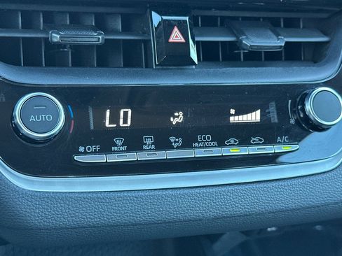 Certified 2023 Toyota Corolla LE image 24