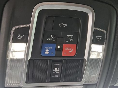 Used 2021 RAM 1500 Limited AWD/4WD image 21