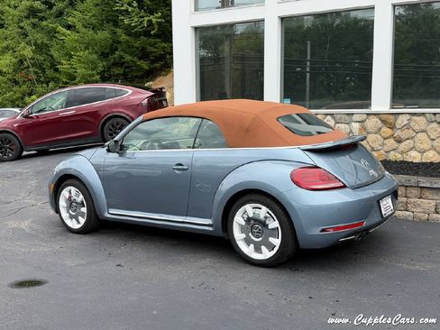 Used 2019 Volkswagen Beetle 2.0T Final Edition SEL FWD image 12