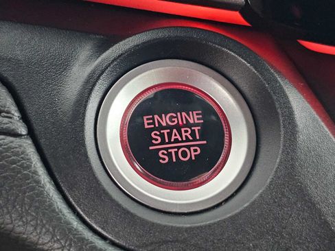 Used 2025 Honda Odyssey Sport-L image 32