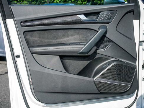 Used 2023 Audi SQ5 Premium Plus w/ Premium Plus Package image 19