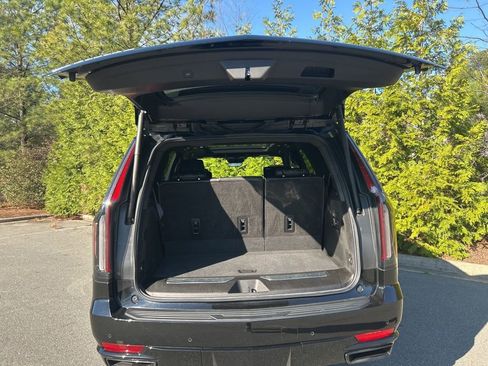 Used 2023 Cadillac Escalade Sport image 31