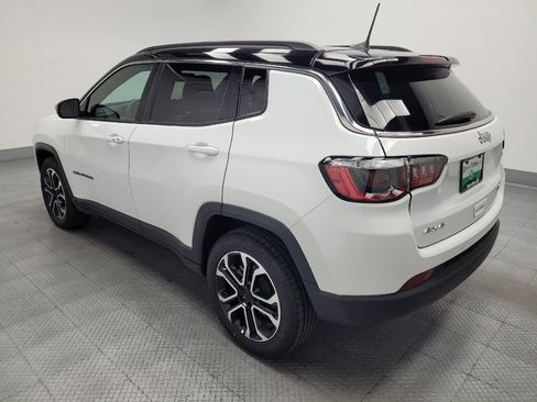 Used 2024 Jeep Compass Limited AWD/4WD image 3