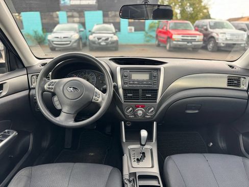 Used 2011 Subaru Forester 2.5X Premium w/ All-Weather Pkg AWD/4WD image 15