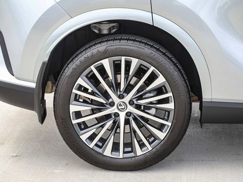 Used 2023 Lexus RX 350 Premium Plus w/ Cold Area Package FWD image 11